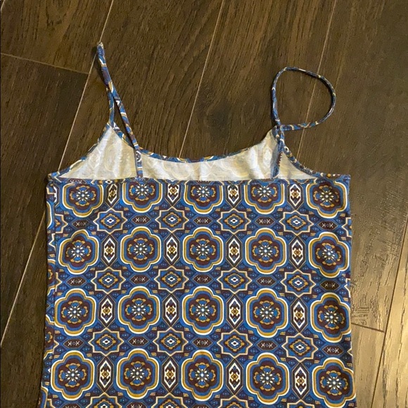 Tank top - Picture 3 of 3